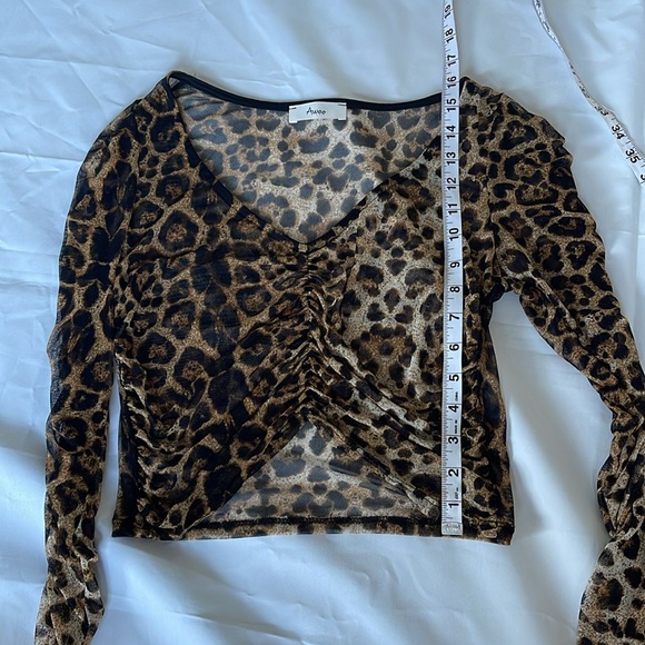 1464- Awoo sheer mesh leopard print scrunched long sleeve top- medium - Picture 3 of 6